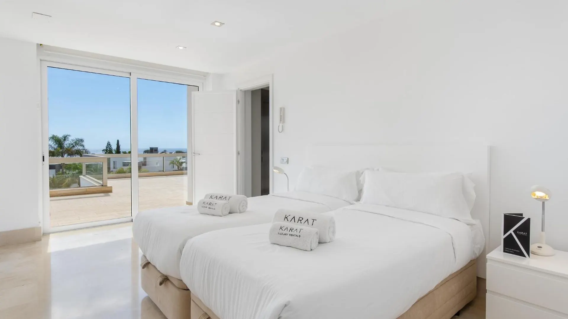 Karat Villa Oasis Del Duque アデヘ スペイン
